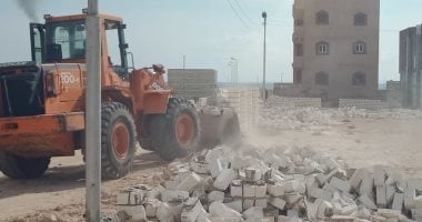رئيس مدينة مطروح: إزالة تعديات على 52 فدانا من أملاك الدولة منذ بداية الموجة 14