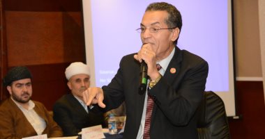 رئيس جامعة الأزهر السابق: التشريع الإسلامى لضبط سير حياة الإنسان على منهج قويم