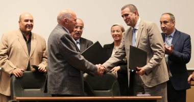 البيئة توقع برتوكولا مع نقابة المعلمين لرفع الوعى البيئى للطلاب والمدرسين