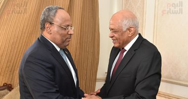 على عبد العال يستقبل سفير دولة الإمارات
