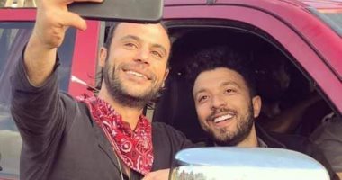 محمد إمام لمخرج فيلم"لص بغداد":رماني من مركب و حدفني من طيارة
