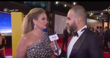 طلب غريب من مراسل "دى إم سى" لنجمات مهرجان القاهرة السينمائى
