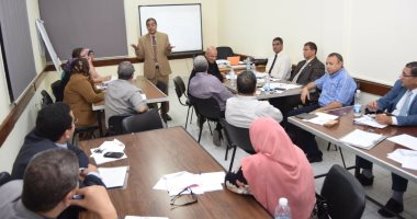 جامعة سوهاج تختتم دورات إعداد المراجعين الخارجيين للقيادات الأكاديمية