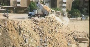 قارئة تشكو من تراكم مخلفات البناء بشارع مصطفى النحاس مدينة نصر