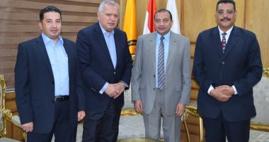 "ندوة مقدمة فى التأهيل الدبلوماسى" لوزير الخارجية الأسبق بجامعة بنى سويف