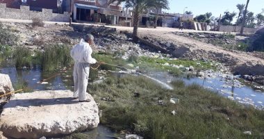 صور.. مجلس مدينة العريش يواصل أعمال التطوير وتطهير شبكات الصرف