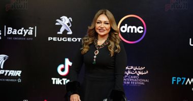 ليلى علوى ودرة وكندة وشيرين رضا يحضرن عرض فيلم "احكيلى" بمهرجان القاهرة
