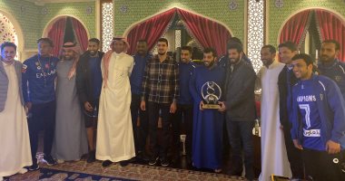 تركى آل الشيخ يحتفل بتتويج لاعبى الهلال السعودى على طريقته الخاصة.. صور