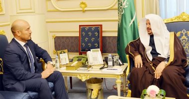 رئيس مجلس الشورى السعودى يستقبل السفير القرقيزى