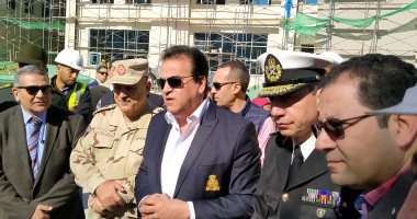 وزير التعليم العالى يتفقد جامعة العلمين الدولية