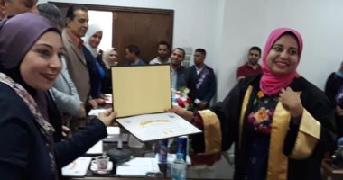 صور.. انطلاق المؤتمر الطلابى البحثى لكلية التجارة جامعة القناة