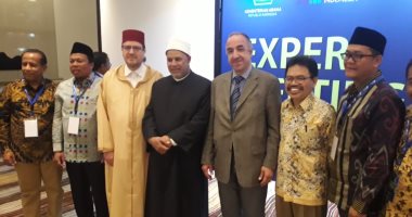 نائب رئيس جامعة الأزهر يشارك فى ملتقى خبراء التعليم فى العاصمة الإندونيسية جاكرتا