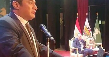 صور.. الرقابة الإدارية بالشرقية تعرض فيلما تسجيليا عن لحظة القبض على مرتشين