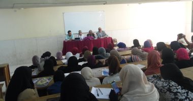 ندوة تثقيفية لطلاب معهد الخدمة الإجتماعية بأسوان عن منظومة التأمين الصحى الشامل