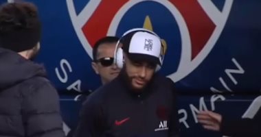 اذهب إلى برشلونة.. جماهير الملكى تهاجم نيمار فور وصوله إلى مدريد