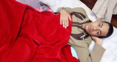 مأساة أب بالشرقية نجله مصاب بمرض نادر ويحتاج زراعة عصب خارج مصر