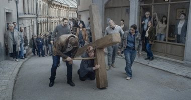 مهرجان القاهرة يعرض "عن الأبدية" الفائز بجائزة أحسن مخرج بفينيسيا.. غدا