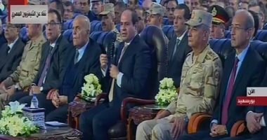 السيسى لأهالى بورسعيد: أتمنى حدوث نقلة فى العلاج بعد تدشين التأمين الصحى