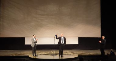 صور.. تكريم بيلى زين بمهرجان القاهرة السينمائى فى دورته الـ41