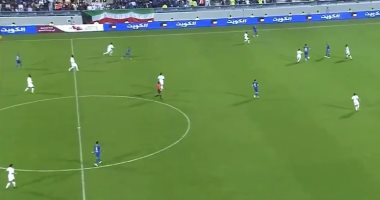 السعودية ضد الكويت.. نجم الأخضر يهدر فرصة الهدف الأول بطريقة غريبة.. فيديو