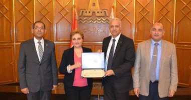 رئيس جامعة الإسكندرية: ميكنة الادارة المالية نموذج يحتذى به