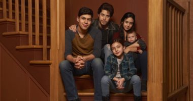 شبكة FreeForm توقف مسلسل Party of Five بعد موسم واحد من عرضه
