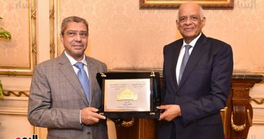 رئيس الاتحاد العام للغرف التجارية يطلب دعم رئيس البرلمان.. اعرف التفاصيل