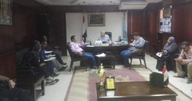 رئيس مدينة إسنا يعلن مواصلة العمل بمشروع الغاز الطبيعى بقرية توماس