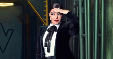 صور.. إطلالات سميرة سعيد كل واحدة أحلى من التانية