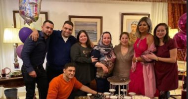 نورا تحتفل بعيد ميلاد شقيقتها بوسى.. صور