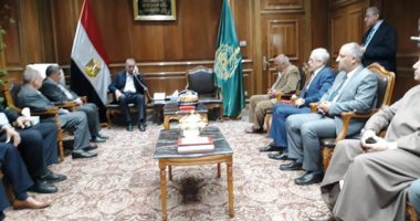 فيديو.. مطالب أهالى القليوبية من المحافظ الجديد: الصحة والقمامة ومخالفات البناء