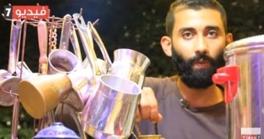 فيديو.. "قهوة ورواية".. محاسب صباحا وقهوجى مثقف مساءً
