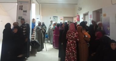 محافظ الدقهلية: الكشف على 1931 حالة بقافلة طبية مجانية بقرية إصلاح الغيط بجمصه