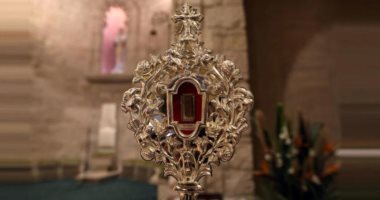 اعرف ما هو "مزود" السيد المسيح بعد عرضه فى القدس