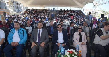 وزير الرياضة ومستشار الرئيس يشاركان بندوة عن الثقافة الرياضية بالغردقة.. صور
