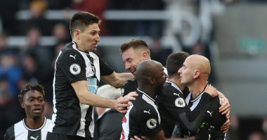 نيوكاسل يمنح ليفربول هدية بالتعادل مع مانشستر سيتي 2 - 2.. فيديو