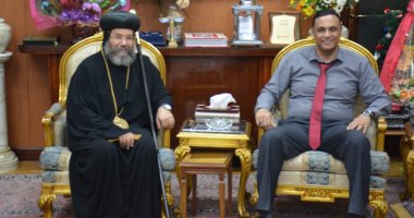 محافظ الدقهلية يستقبل الانبا داود والانبا صليب للتهنئة بتوليه منصبه
