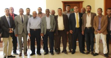 رئيس جامعة أسوان يفتتح فعاليات الملتقى العلمى لقسم المسالك البولية