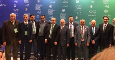 رئيس جامعة السادات يوقع مذكره تفاهم مع جامعة موسكو لتبادل الأساتذة والطلاب