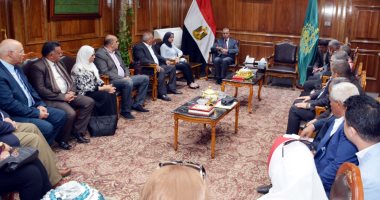  محافظ القليوبية لرؤساء المدن: هدفنا خدمة المواطن والتواجد بالشارع