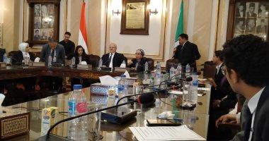 رئيس جامعة القاهرة يلتقى مجلس اتحاد الطلاب لبحث الأطر العامة للنشاط الطلابى