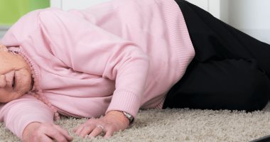 ما هى علامات وأعراض كسر الوِرك؟