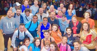 محمد أنور يوجه رسالة لزملائه بعد انقضاء 7 سنوات عمل بمسرح مصر
