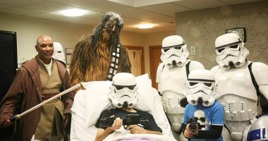 عاوز يشوفه قبل ما يموت.. ديزنى تستجيب لرغبة مريض يحتضر لمشاهدة star wars