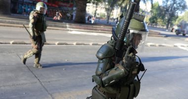 صور.. مظاهرات تشيلى تتحول إلى حرب شوارع فى اشتباكات عنيفة مع الشرطة