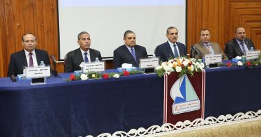 صور.. "الاتجاهات الحديثة فى المجال الصيدلى" مؤتمر علمى بصيدلة كفر الشيخ