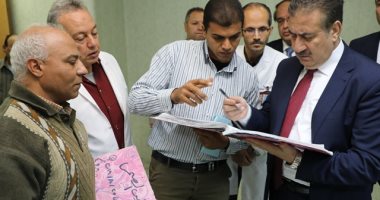 محافظ المنوفية لأهالى الباجور: "جئت لخدمتكم.. وأنا موظف بدرجة محافظ"