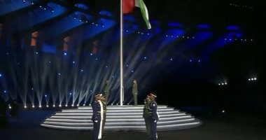 محمد بن راشد ومحمد بن زايد وحكام الإمارات يشهدون احتفال اليوم الوطنى..فيديو