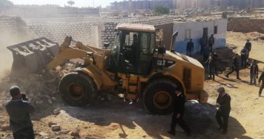 إزالة 25 حالة تعد بمنطقة المحاجر بأسوان ضمن الموجة الـ 14