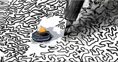 كاريكاتير صحف فلسطين.. الاستيطان يلتهم ما تبقى من الأراضى الفسطينية